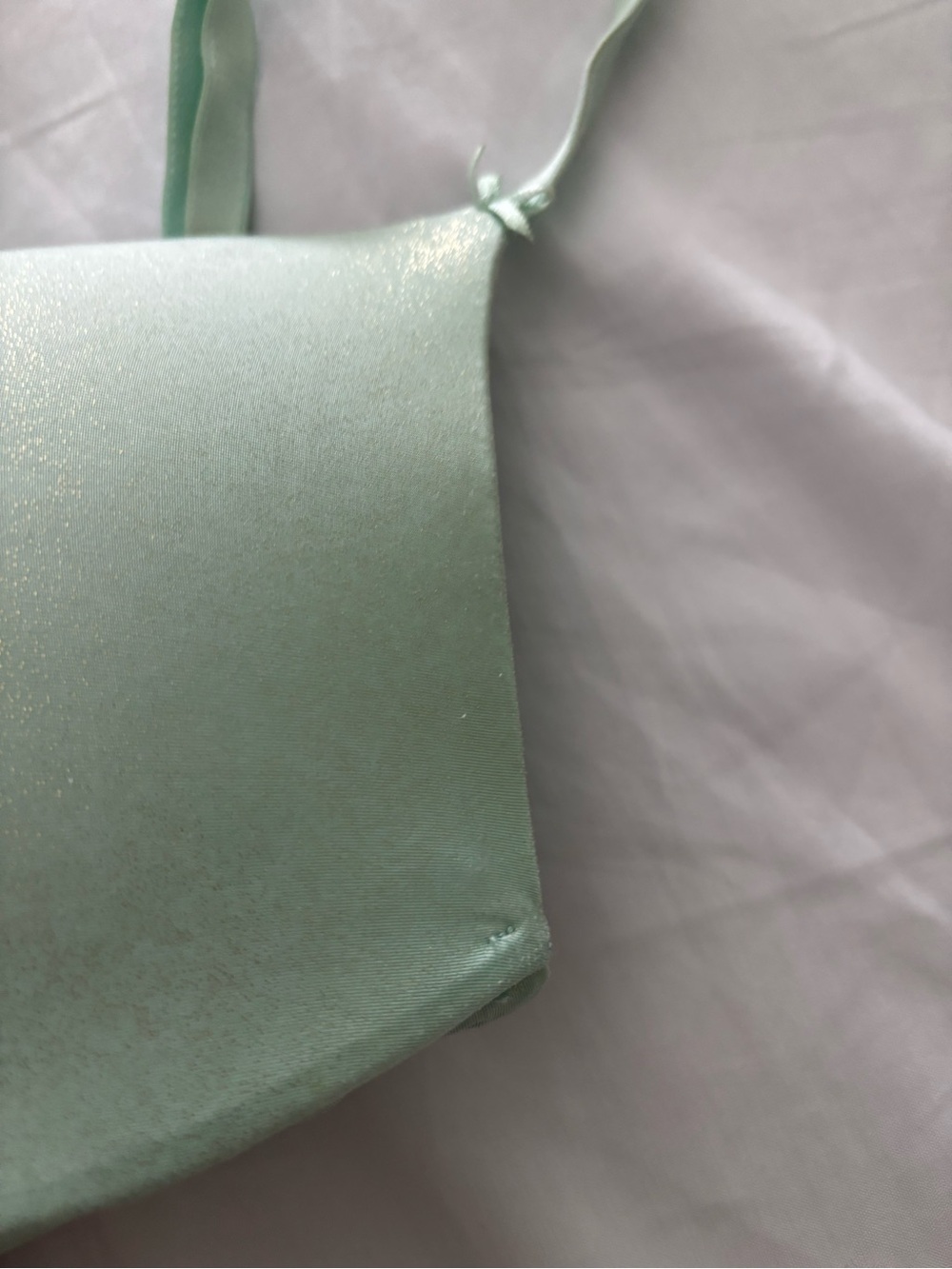 Victoria's Secret Smooth Plunge Light Green Push-Up bra. 36B - Picture 3 of 6